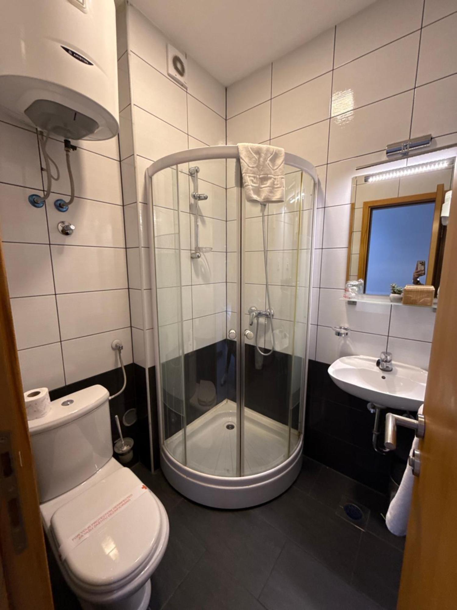 Deluxe Nortel Hotel Saraybosna Dış mekan fotoğraf