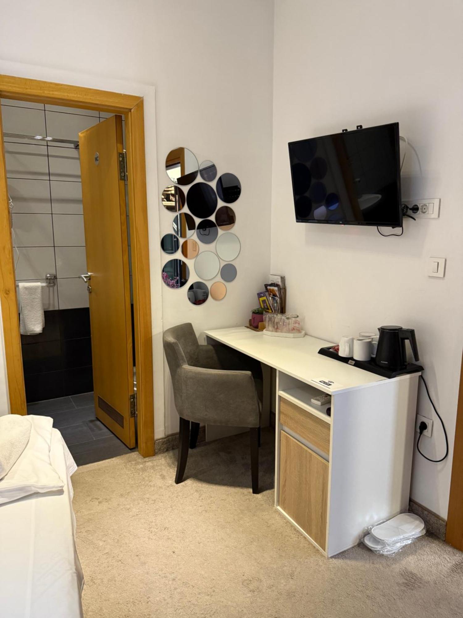 Deluxe Nortel Hotel Saraybosna Dış mekan fotoğraf
